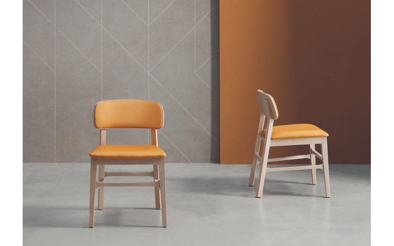 Silla moderna de comedor modelo Carlota de Funcional Mobiliario Altair
