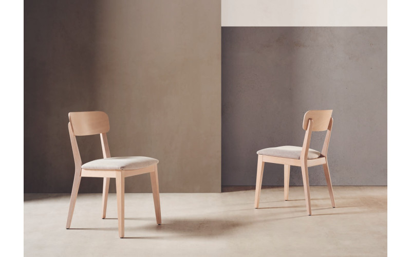 Silla moderna de comedor modelo Neo asiento tapizada de Funcional Mobiliario Altair