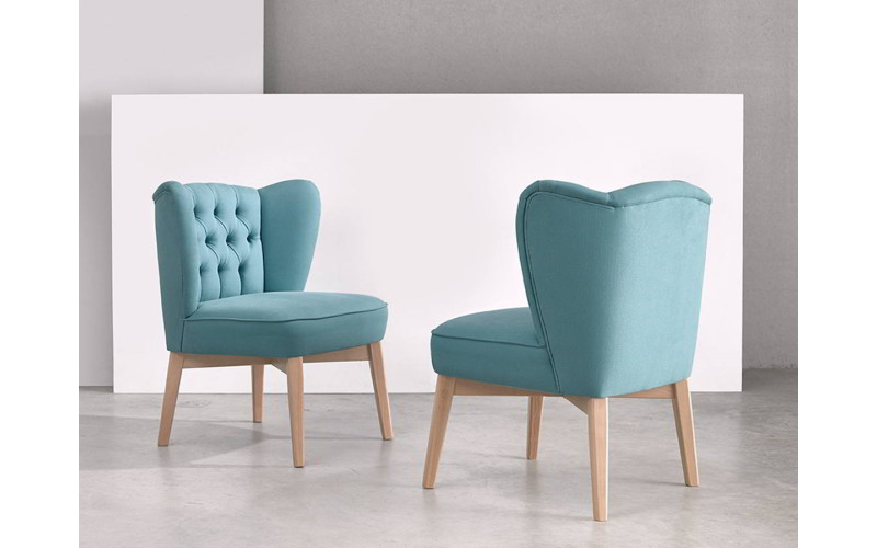 Sillón butaca clásica Orejero modelo Malik Capitoné o Lisa de Reyes Ordoñez