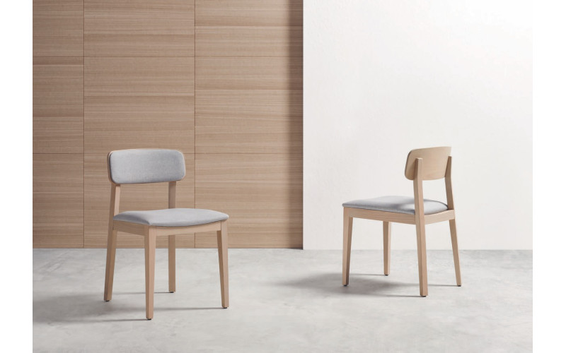 Silla tapizada moderna de comedor modelo Carmen de Funcional Mobiliario Altair