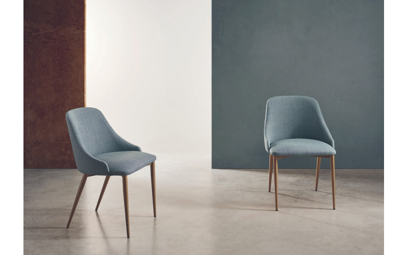Silla tapizada moderna de comedor modelo Luz de Funcional Mobiliario Altair