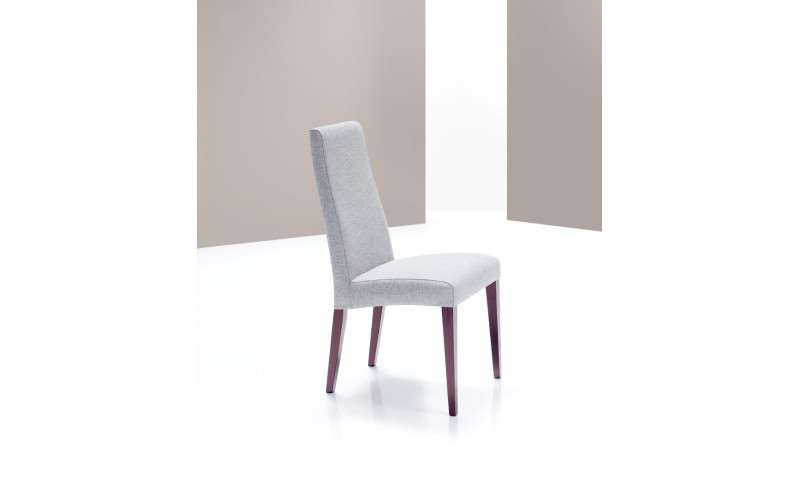 Silla de comedor moderna modelo Betty de Modesto Navarro