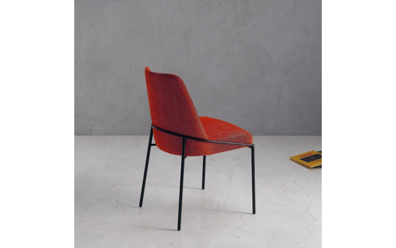 Silla de comedor con diseño moderno modelo Prada de Modesto Navarro