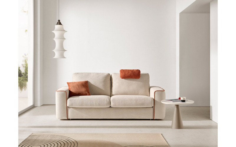 Sofá cama con diseño moderno modelo Nómada con apertura italiana de Reyes Ordoñez